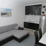 Lejlighed Sunset1, Free Private Parking, Pets Welcome