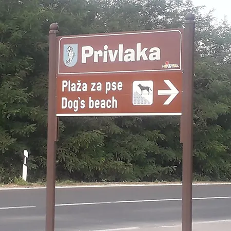Sunset1, Free Private Parking, Pets Welcome Apartment
